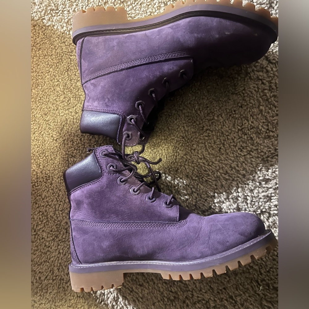 Used kids Timberland boots sz 4
